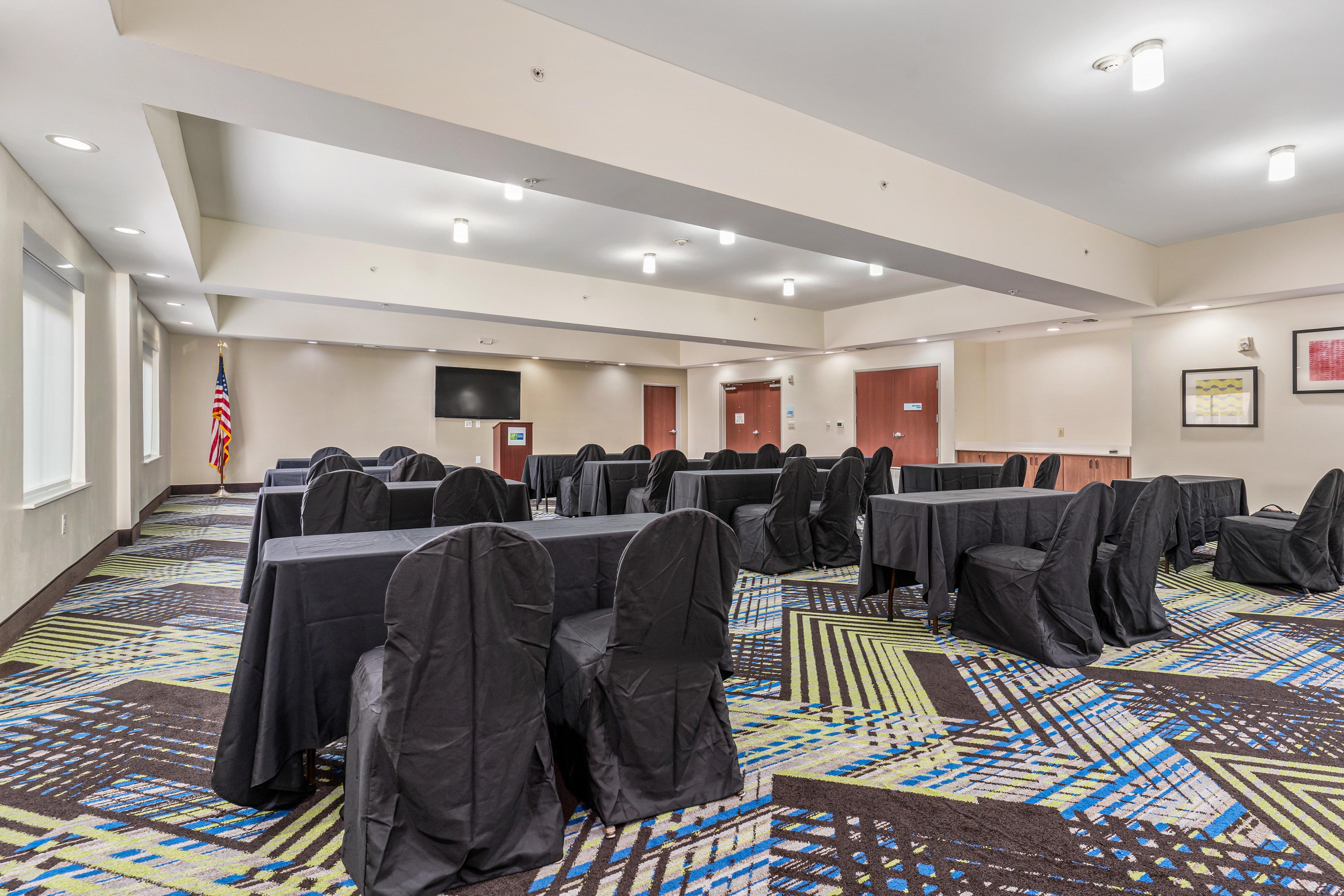Holiday Inn Express & Suites Van Buren-Fort Smith Area, An Ihg Hotel Exterior foto