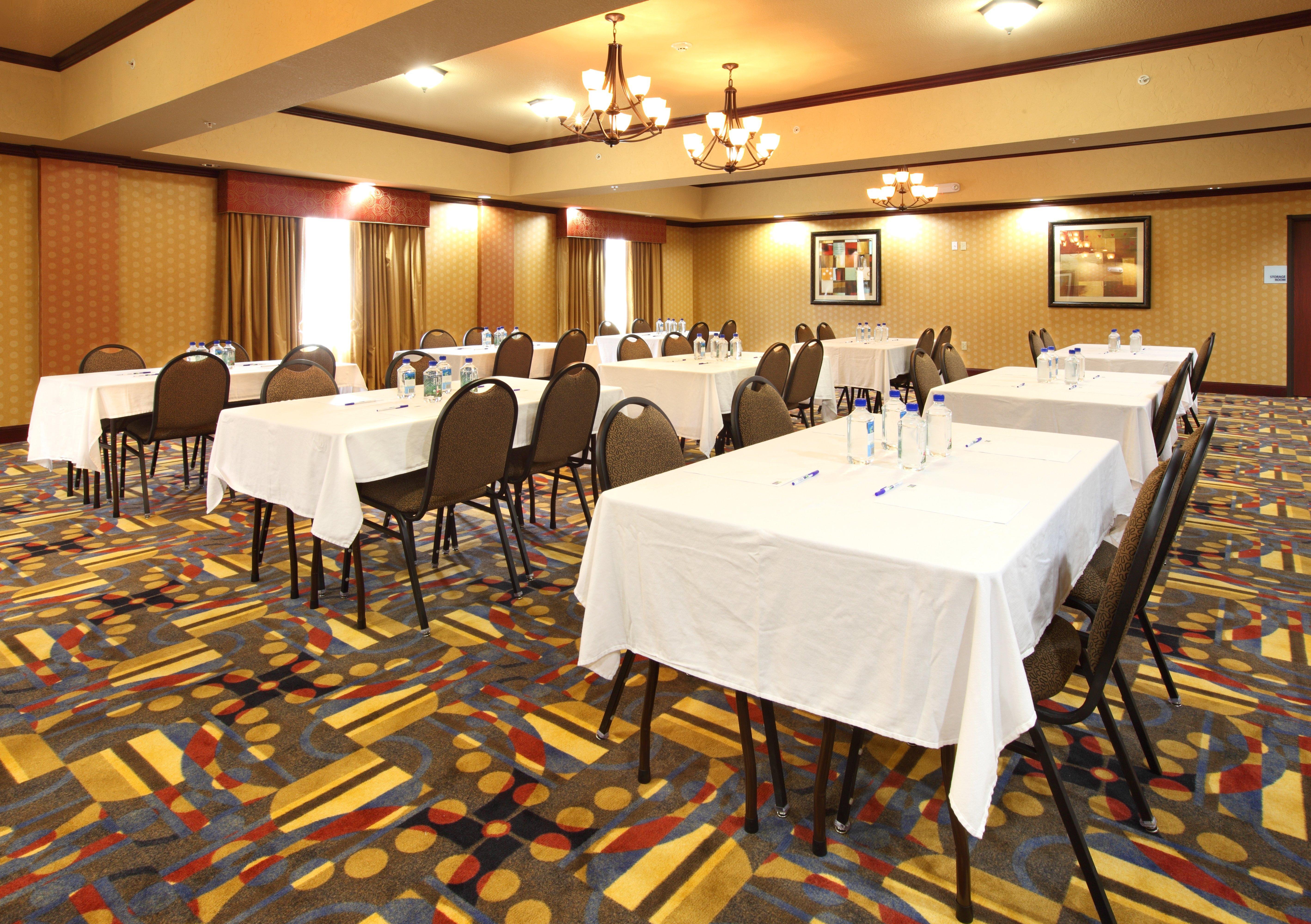 Holiday Inn Express & Suites Van Buren-Fort Smith Area, An Ihg Hotel Exterior foto